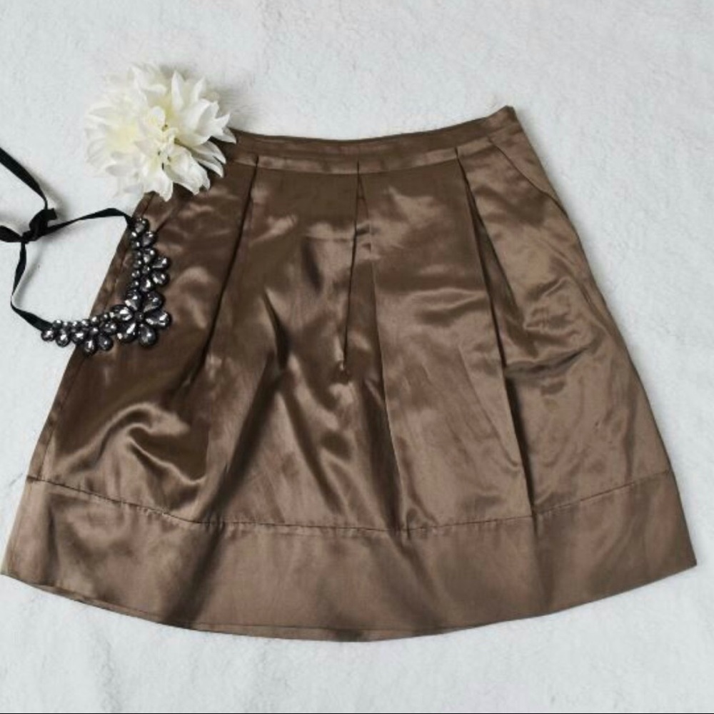 ✴️BCBGMaxAzria Skirt in Chocolate Silk